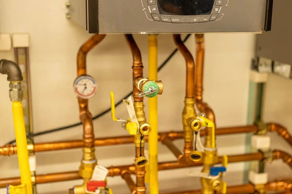 Licensed technician providing Sewer Cleanout for a homeowner in Crystal City